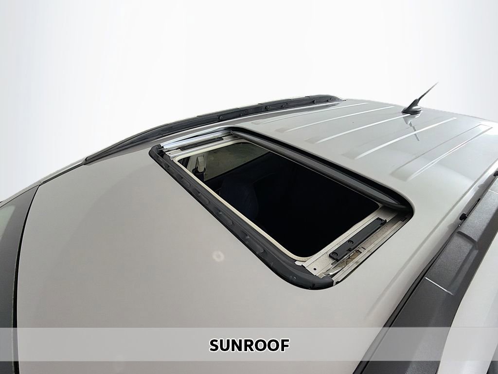 Used 2018 Ford EcoSport SE image 3