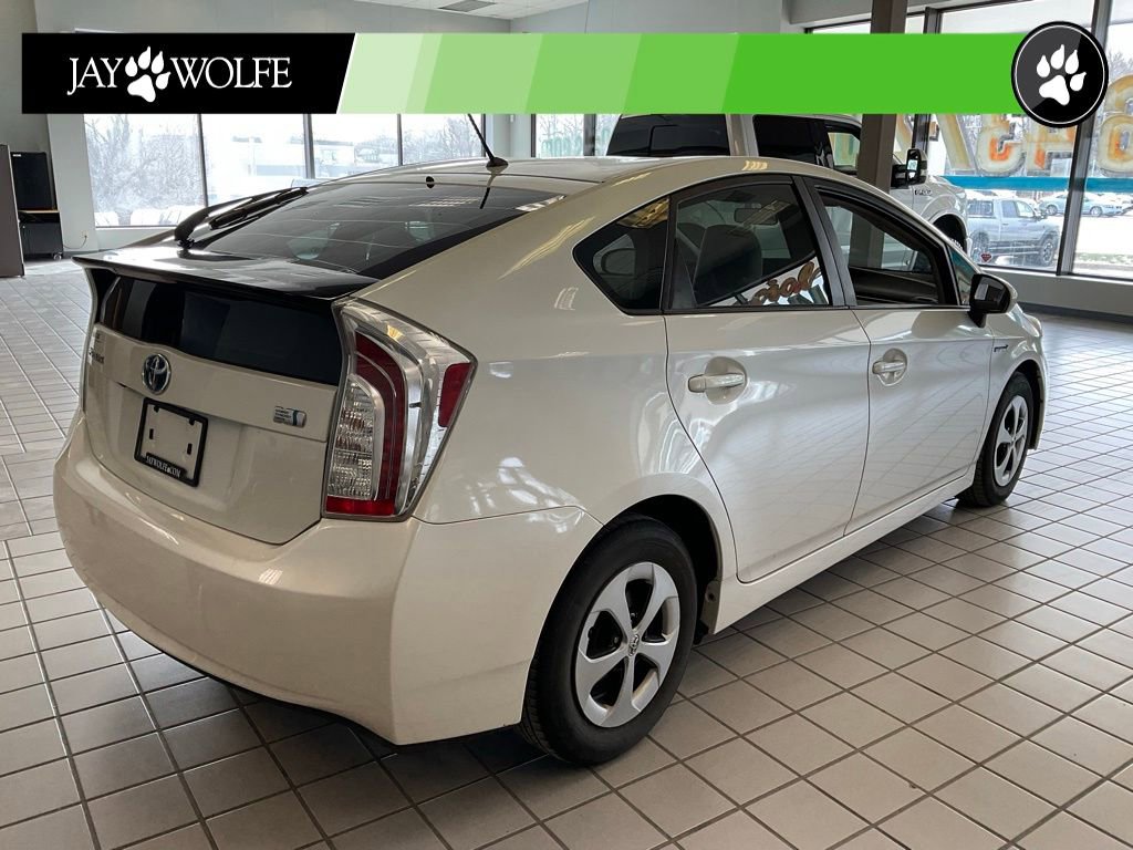 Used 2015 Toyota Prius Two image 5