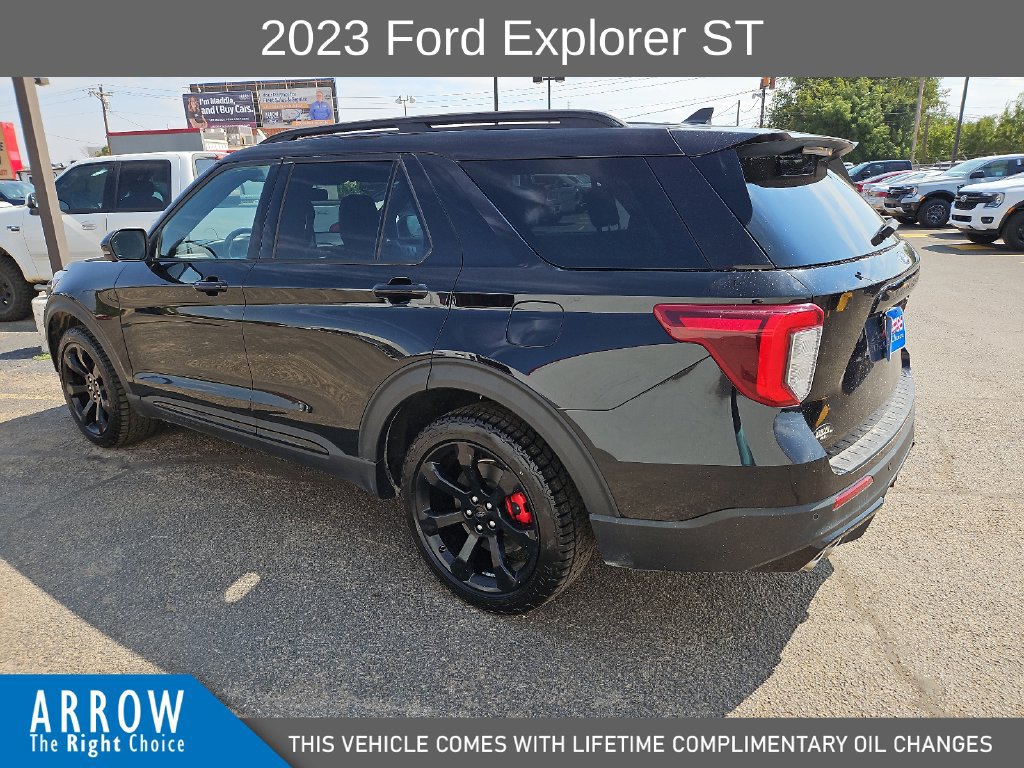 Used 2023 Ford Explorer ST w/ Equipment Group 401A AWD/4WD image 8