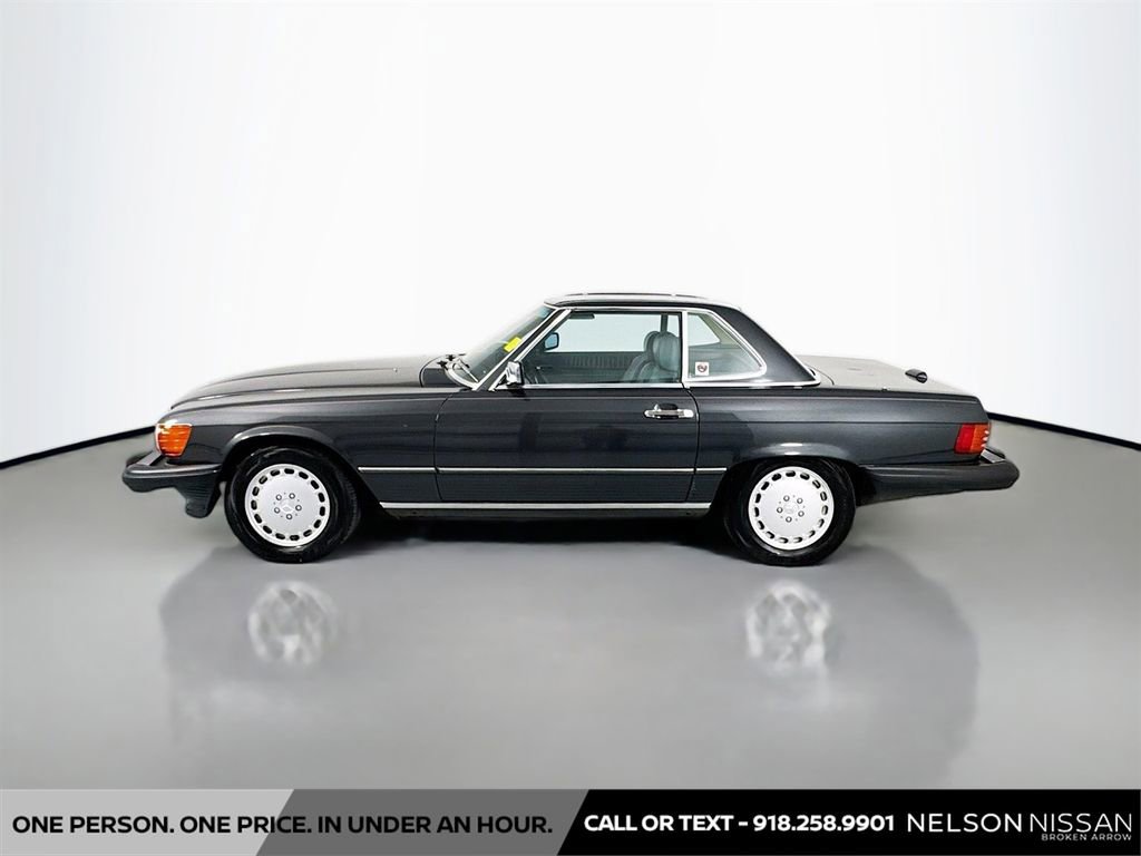 Used 1988 Mercedes-Benz 560 SL image 8