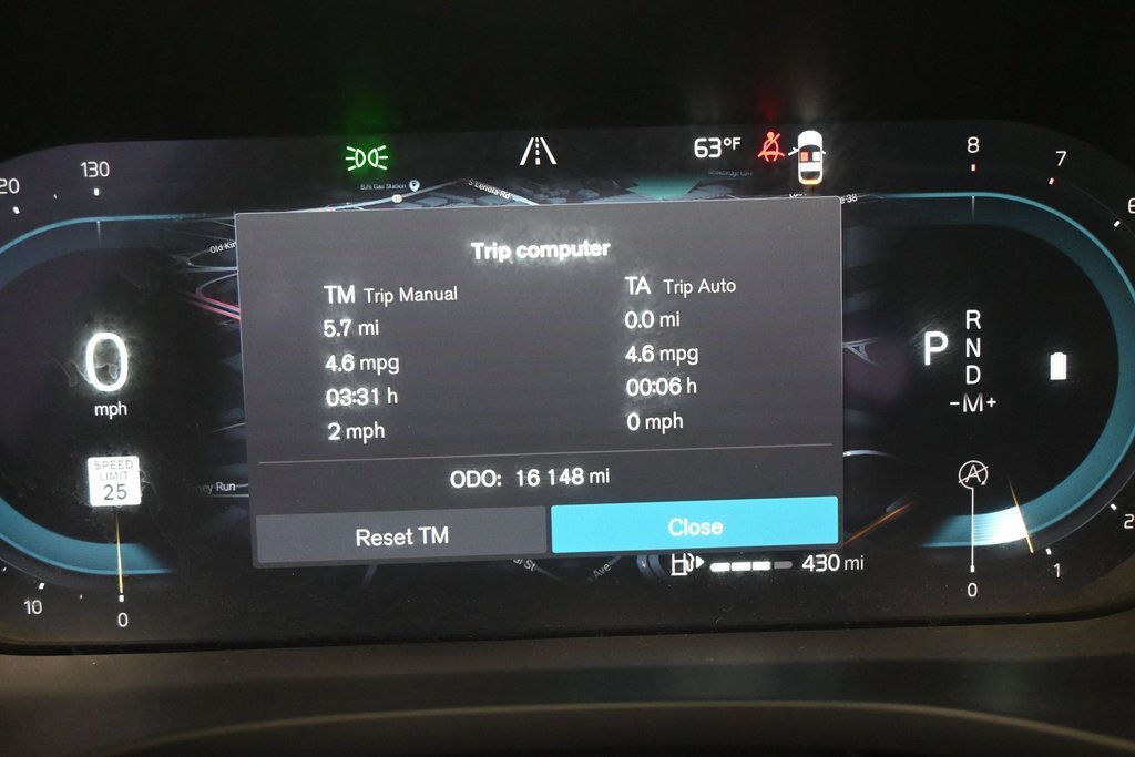 Used 2023 Volvo XC60 B5 Plus image 28