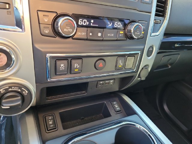 Used 2019 Nissan Titan SV w/ SV Convenience Package AWD/4WD image 29