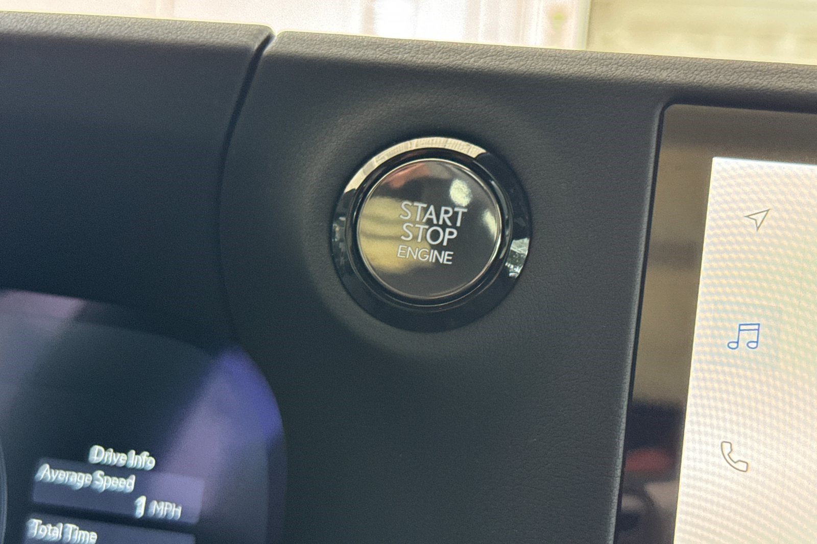 Certified 2024 Lexus GX 550 w/ Accessory Package (31) AWD/4WD image 30