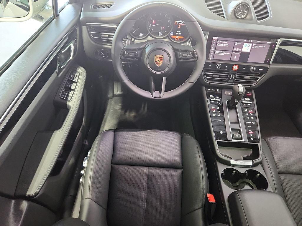New 2026 Porsche Macan AWD/4WD image 12