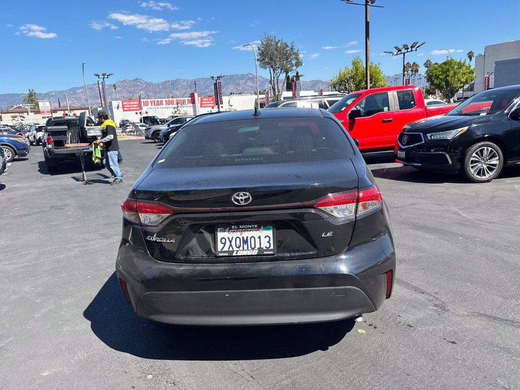 Used 2026 Toyota Corolla LE FWD image 5
