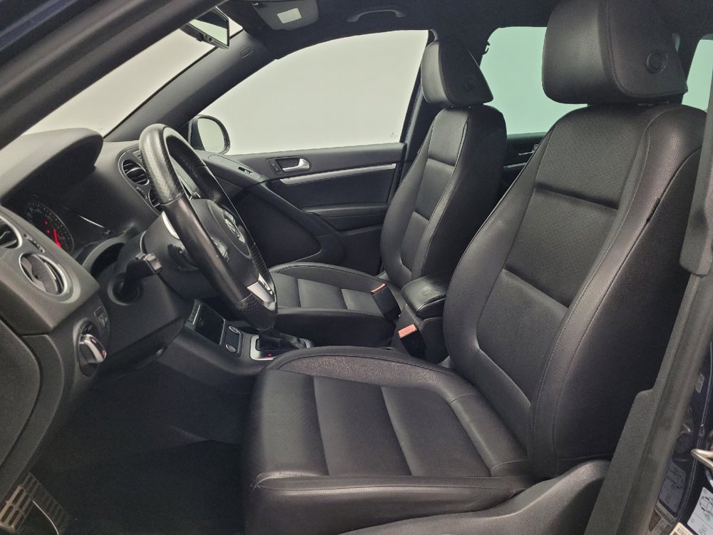Used 2016 Volkswagen Tiguan R-Line image 17