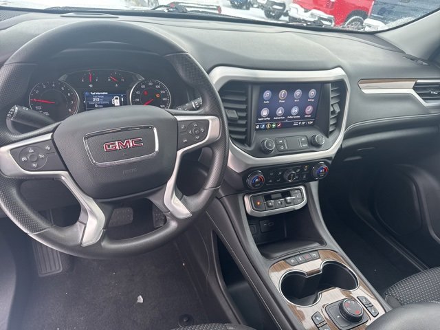 Used 2023 GMC Acadia SLE w/ Driver Convenience Package image 13