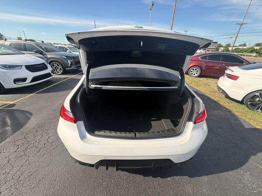 Used 2025 BMW M340i w/ Premium Package RWD image 5