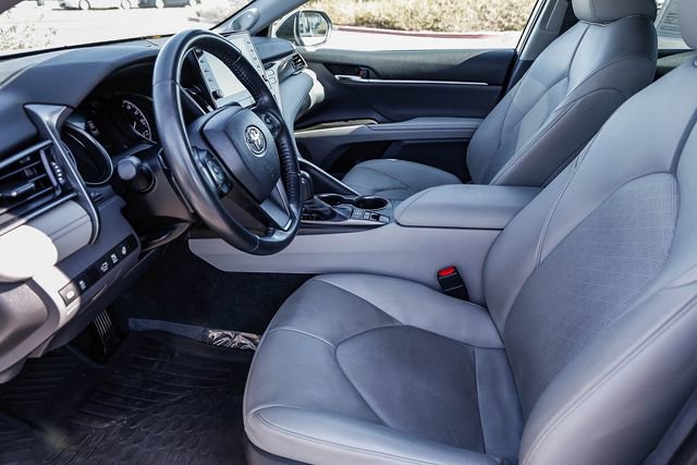 Used 2022 Toyota Camry XSE w/ Navigation Upgrade Package image 23