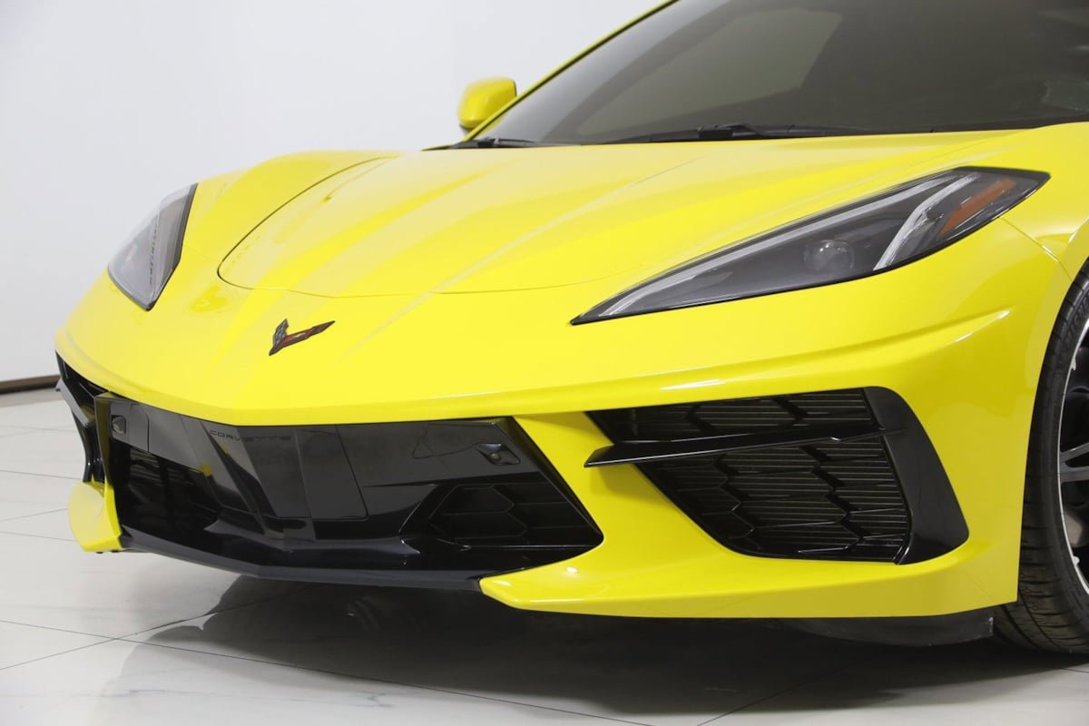 Used 2025 Chevrolet Corvette Stingray Premium Cpe w/ Stealth Interior Trim Package image 85