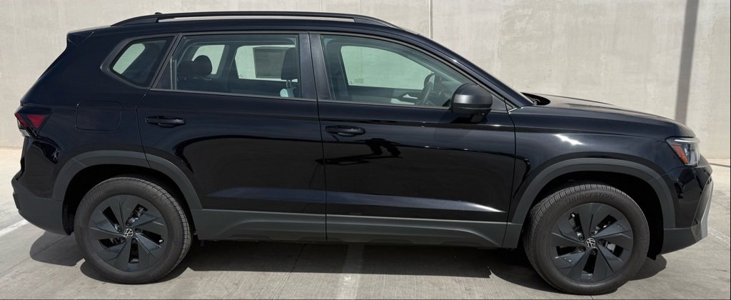 Used 2025 Volkswagen Taos S image 3