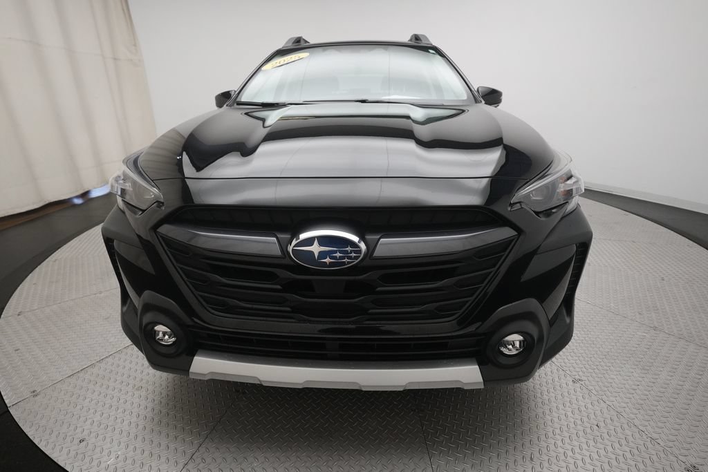 Certified 2025 Subaru Outback Limited AWD/4WD image 11
