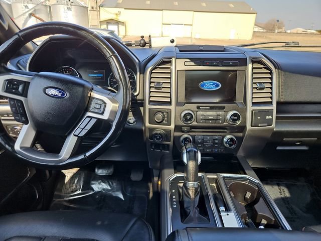 Used 2018 Ford F150 Platinum w/ Equipment Group 701A Luxury AWD/4WD image 31