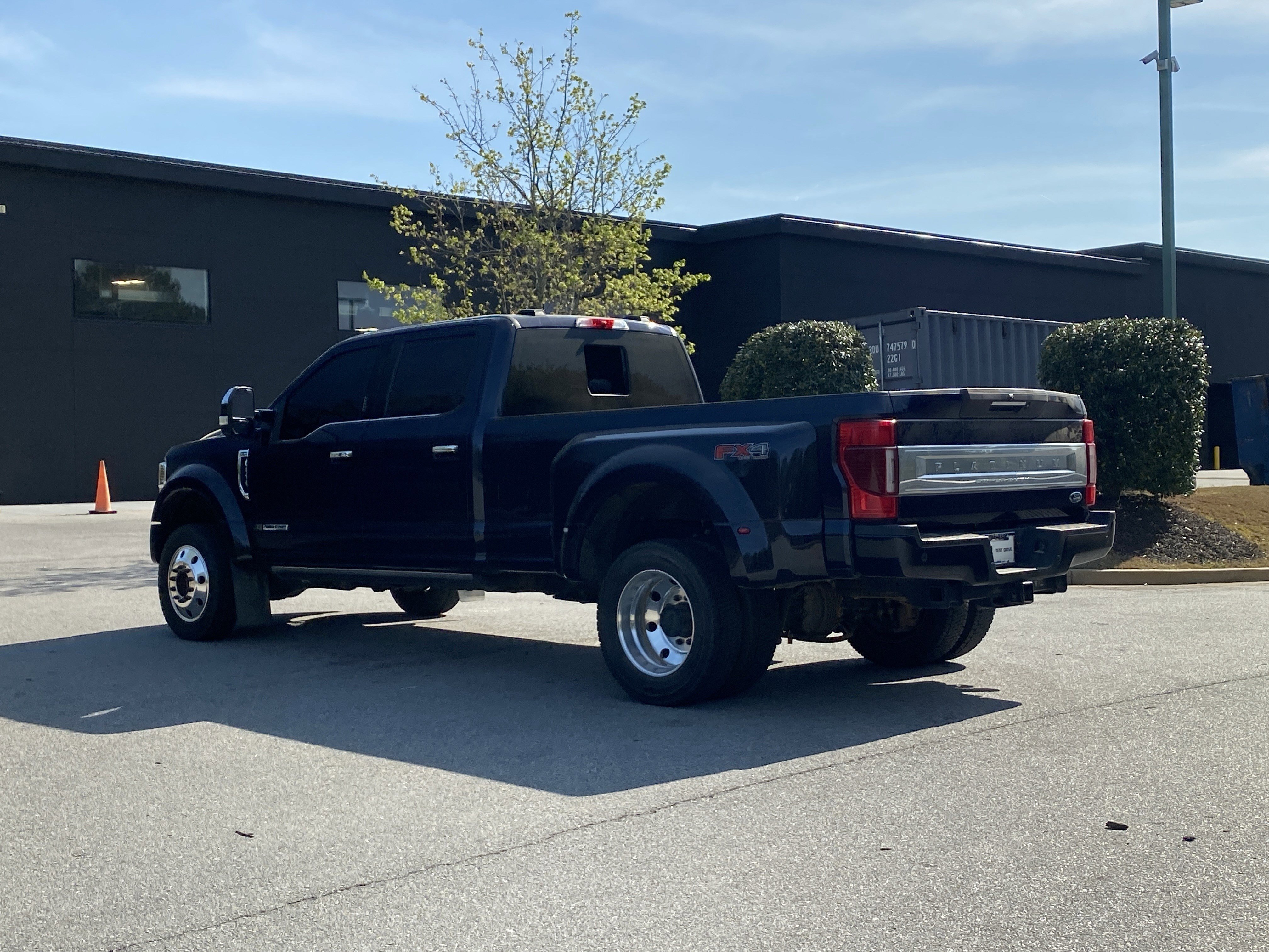 Used 2022 Ford F450 Platinum w/ FX4 Off-Road Package image 15