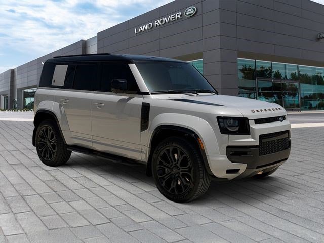 Used 2026 Land Rover Defender 110 OCTA AWD/4WD image 7
