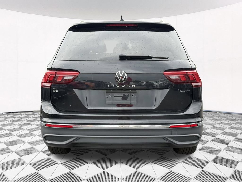Certified 2022 Volkswagen Tiguan SE AWD/4WD image 11
