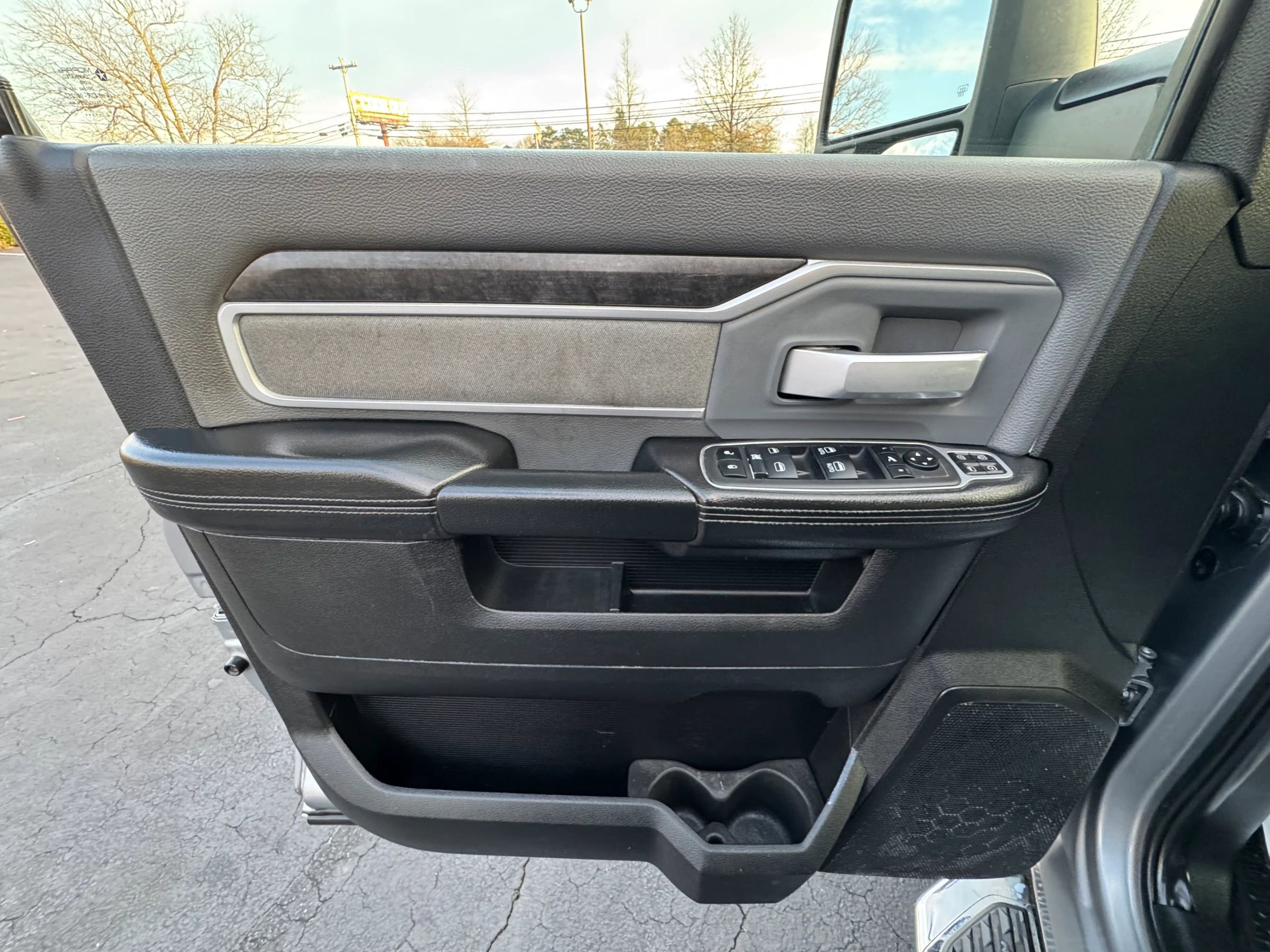 Used 2023 RAM 2500 Big Horn w/ Level 1 Equipment Group image 16