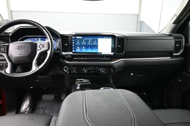 Used 2025 Chevrolet Silverado 1500 RST AWD/4WD image 15