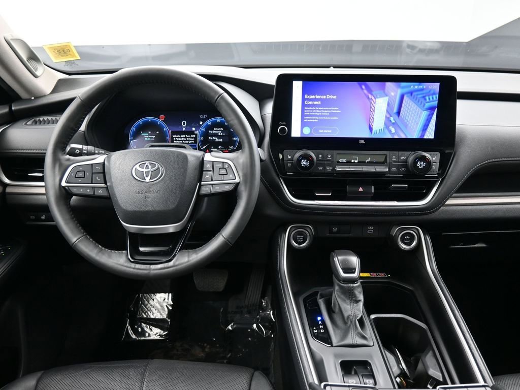 Certified 2024 Toyota Grand Highlander Platinum image 20