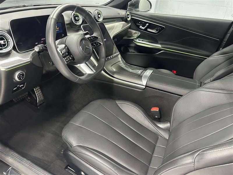 Used 2024 Mercedes-Benz CLE 300 4MATIC Coupe image 2