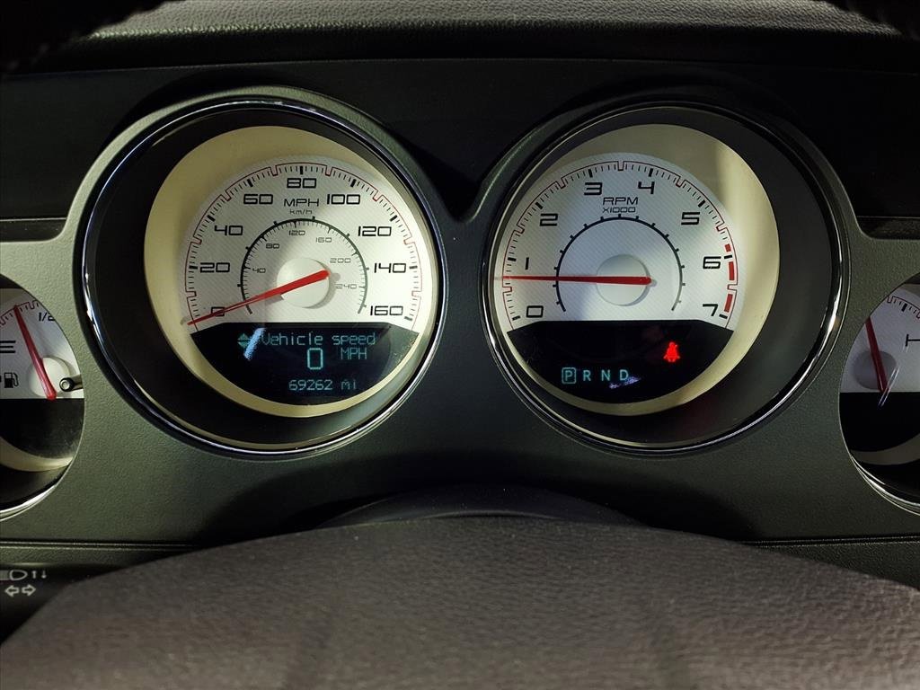 Used 2013 Dodge Challenger R/T Plus image 18