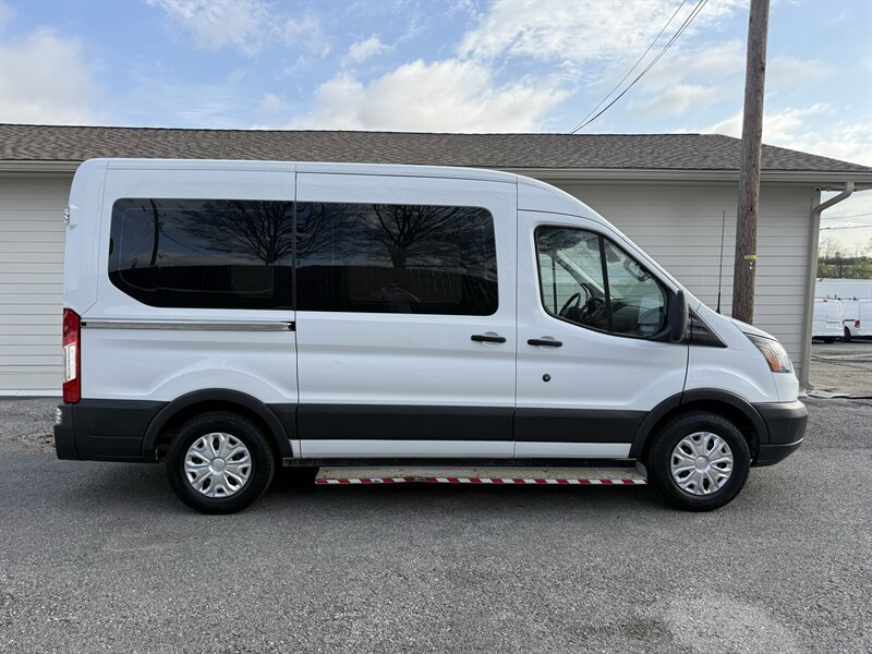 Used 2018 Ford Transit 150 XL RWD image 1