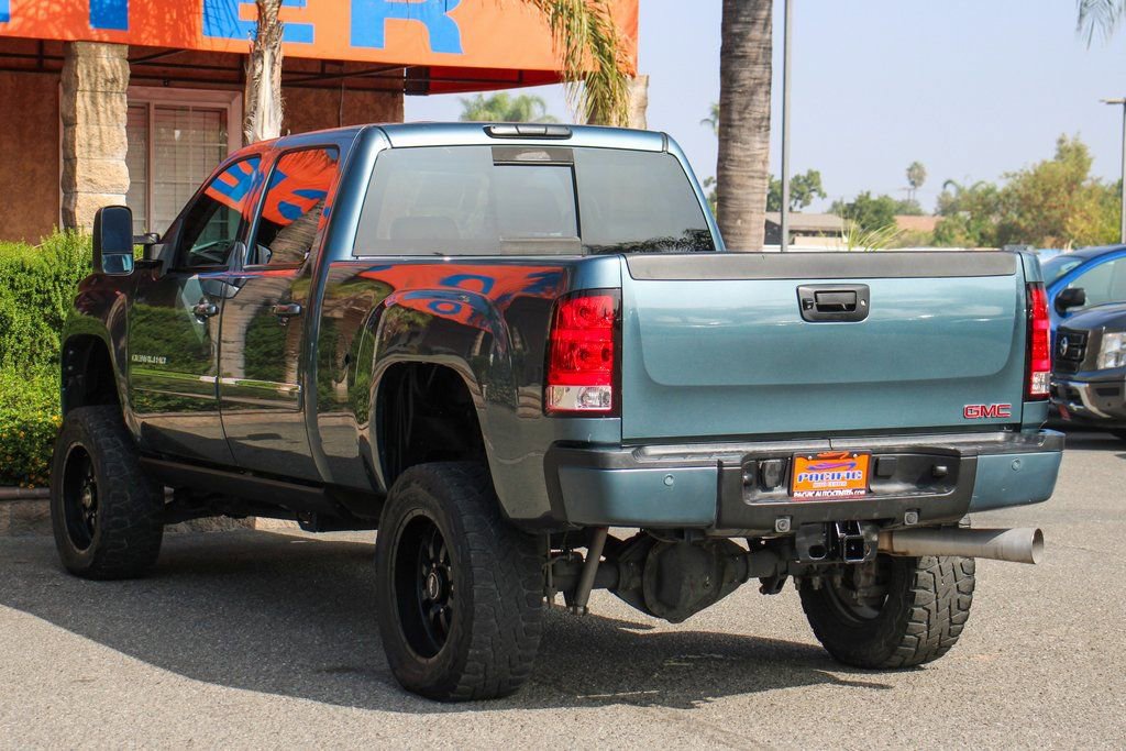 Used 2011 GMC Sierra 2500 Denali image 7