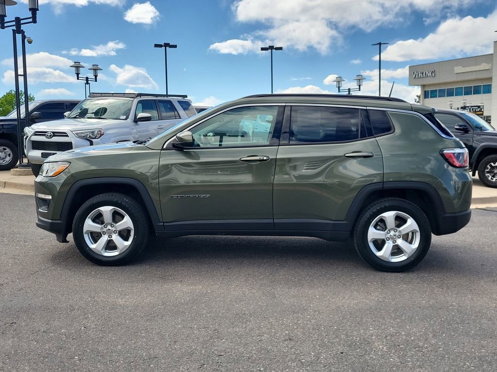 Used 2018 Jeep Compass Latitude w/ Cold Weather Group AWD/4WD image 6