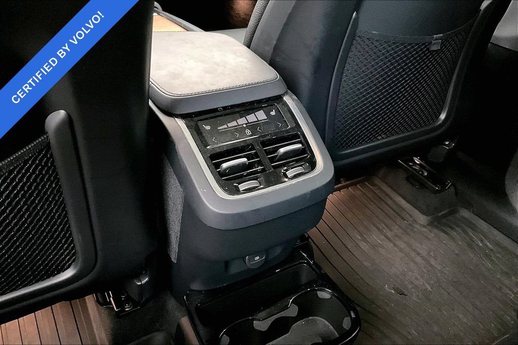 Used 2023 Volvo XC90 B6 Plus w/ Protection Package Premier AWD/4WD image 28