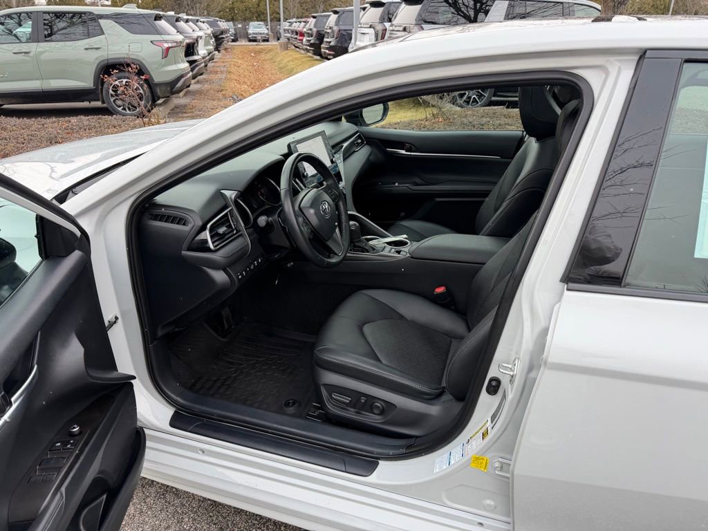 Used 2024 Toyota Camry XSE w/ Cold Weather Package image 11