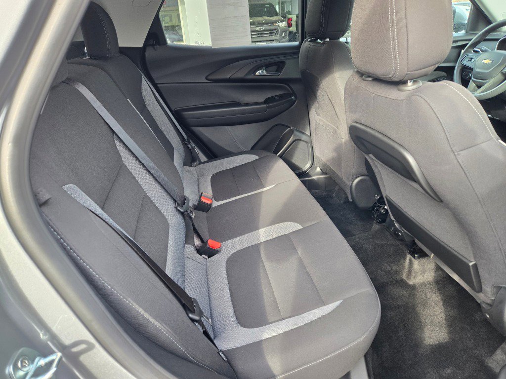 Certified 2023 Chevrolet TrailBlazer LT w/ Convenience Package image 9