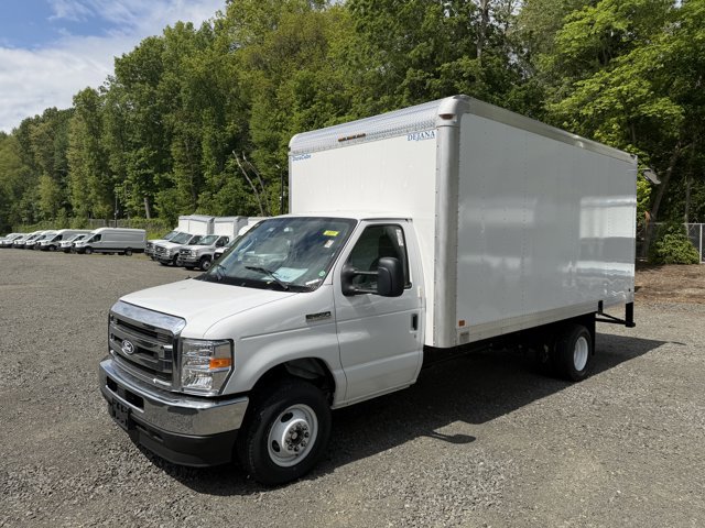 New 2027 Ford E-450 and Econoline 450 Super Duty w/ Power Equipment Group RWD image 2