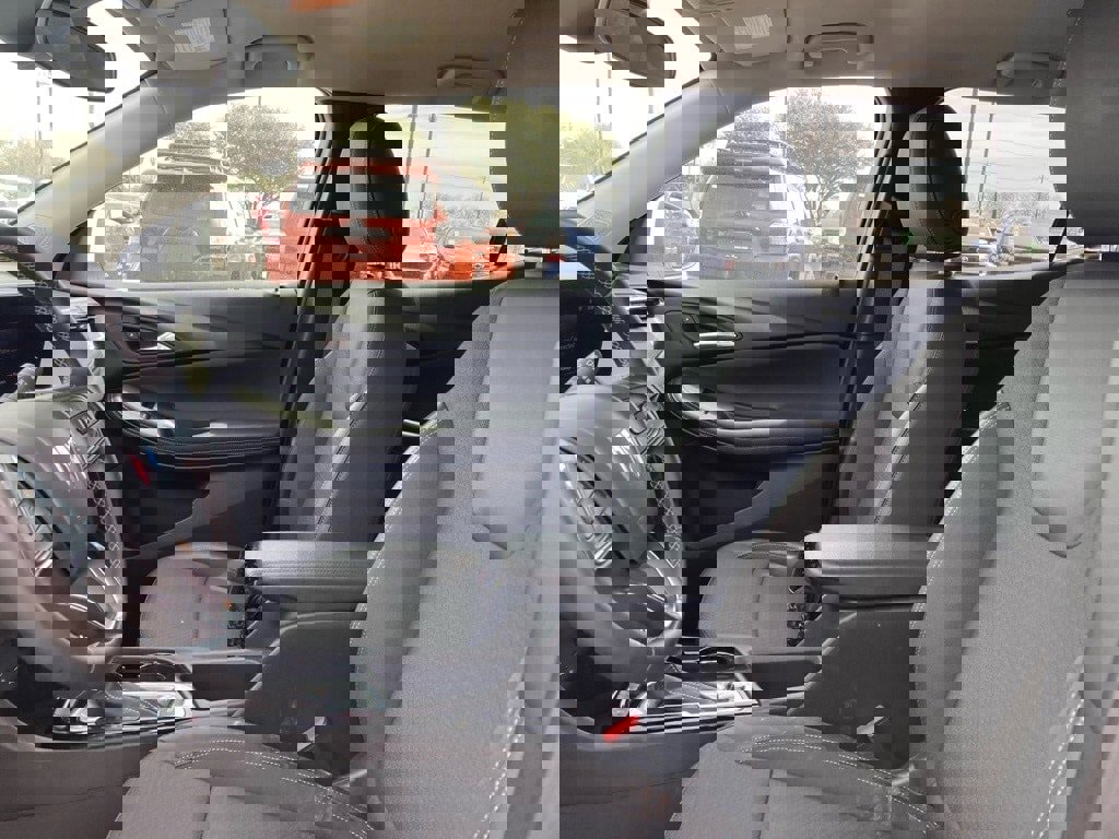 Used 2025 Buick Encore GX Preferred image 9