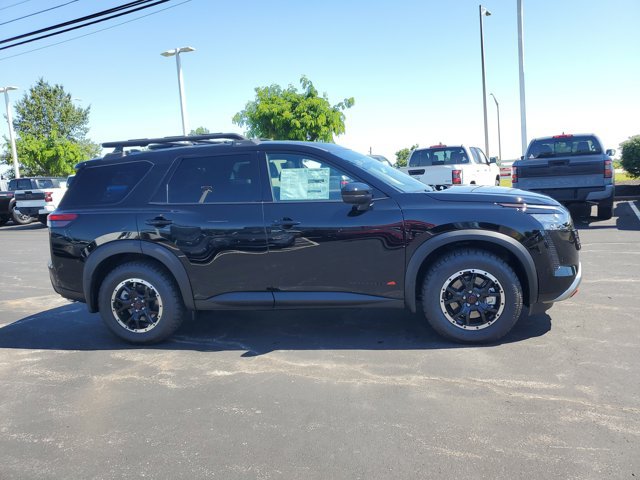 New 2026 Nissan Pathfinder Rock Creek AWD/4WD image 8