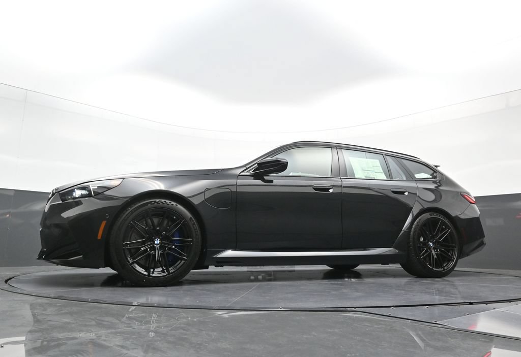 New 2027 BMW M5 Touring AWD/4WD image 25