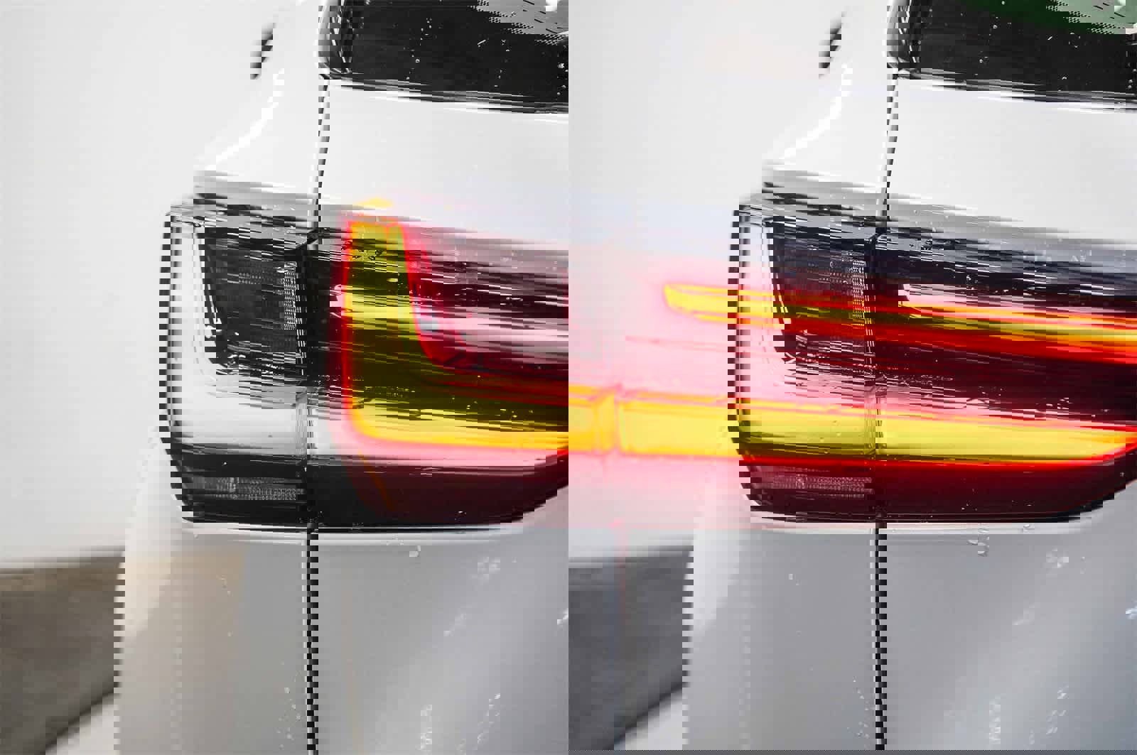 Used 2025 Lexus NX 350h AWD w/ Premium Package image 11