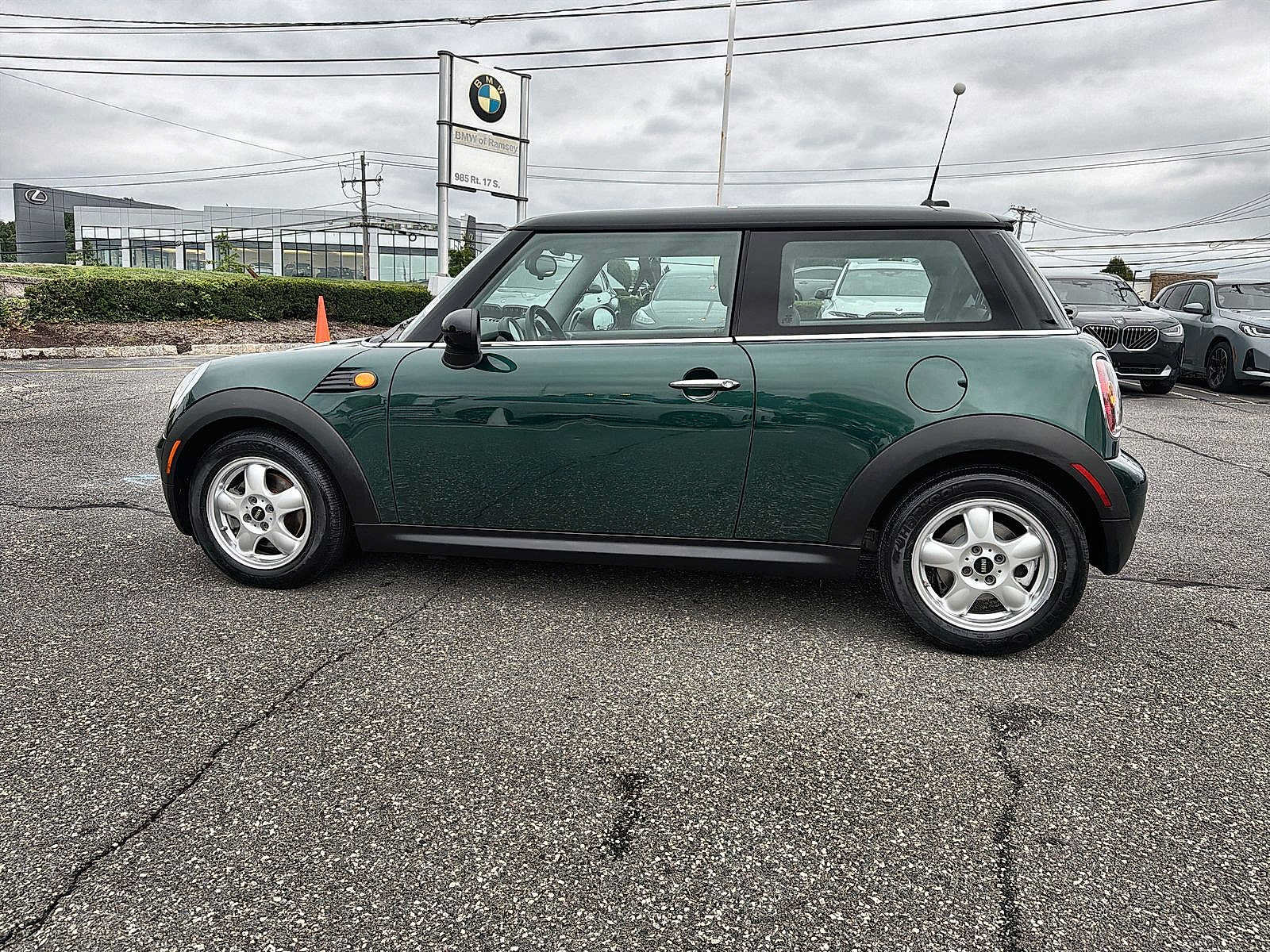 Used 2009 MINI Cooper Hardtop FWD image 11
