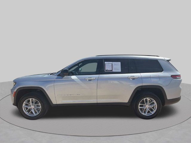 Used 2025 Jeep Grand Cherokee L Laredo AWD/4WD image 7