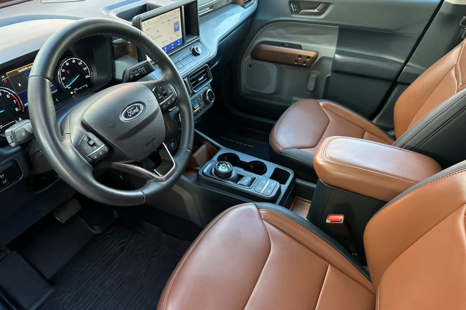 Used 2023 Ford Maverick Lariat w/ Lariat Luxury Package AWD/4WD image 11