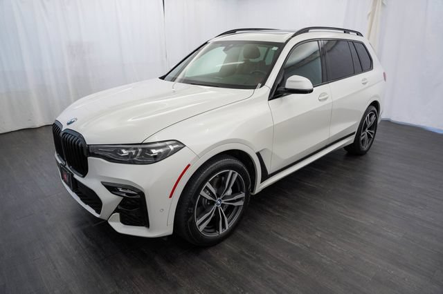 Used 2021 BMW X7 xDrive40i w/ M Sport Package AWD/4WD image 3