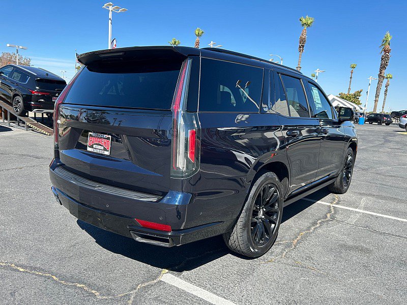 Used 2021 Cadillac Escalade Sport w/ Driver Assist Tech Package AWD/4WD image 3