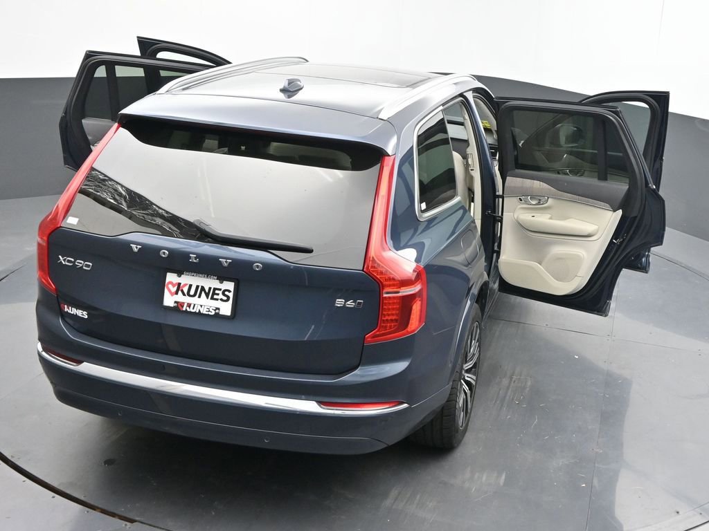 Used 2023 Volvo XC90 B6 Plus AWD/4WD image 65