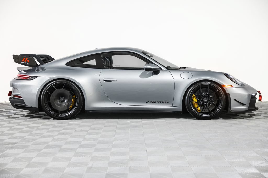 Used 2022 Porsche 911 GT3 RWD image 2