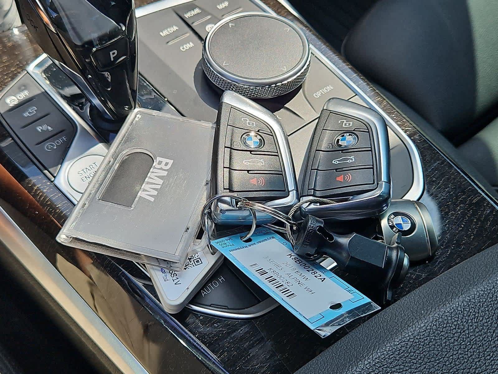 Used 2019 BMW 330i Sedan w/ Premium Package RWD image 32