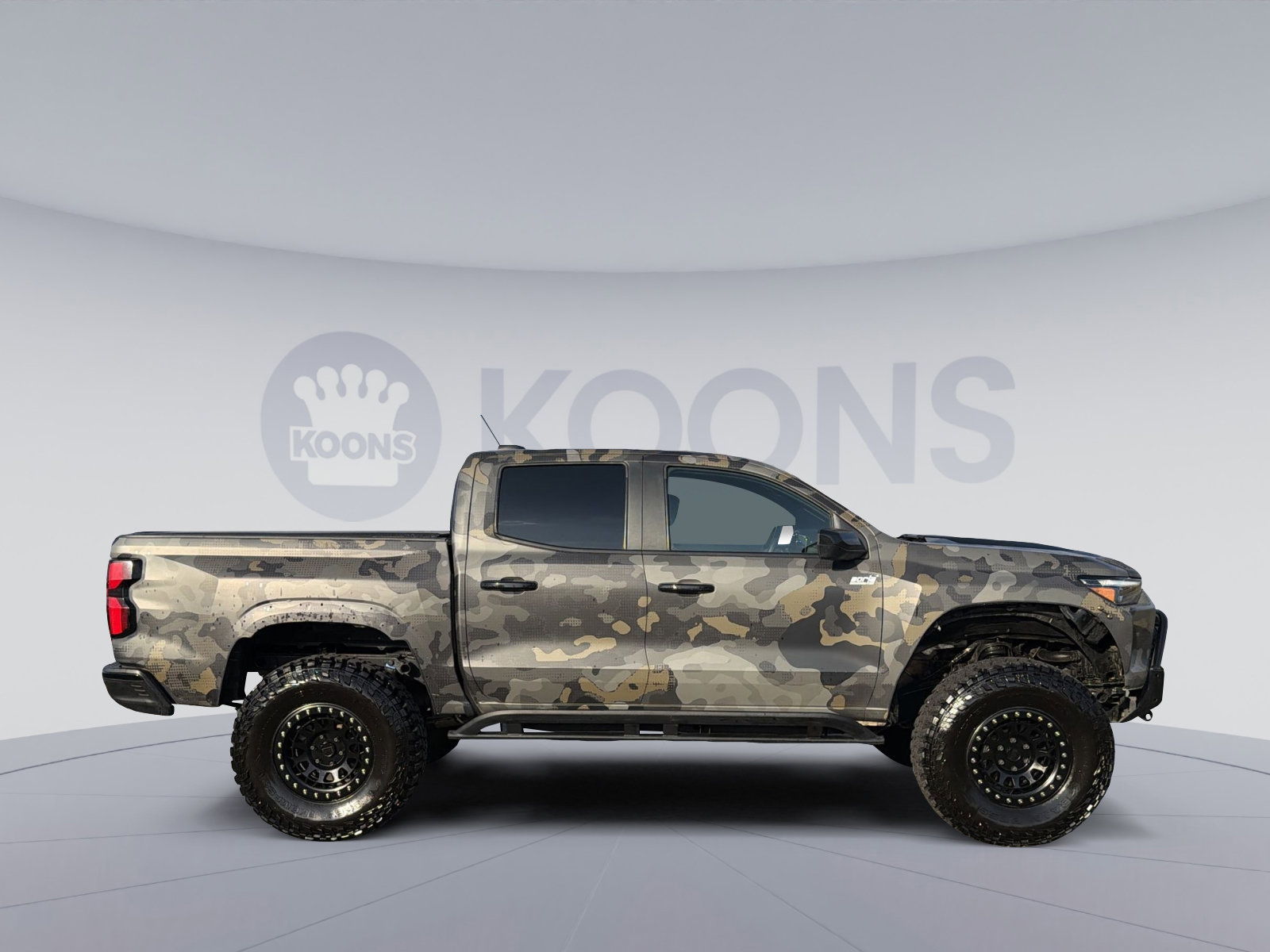 Used 2023 Chevrolet Colorado ZR2 w/ ZR2 Convenience Package III AWD/4WD image 7