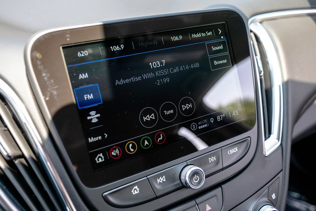 Used 2023 Chevrolet Malibu LT w/ Midnight Edition FWD image 32