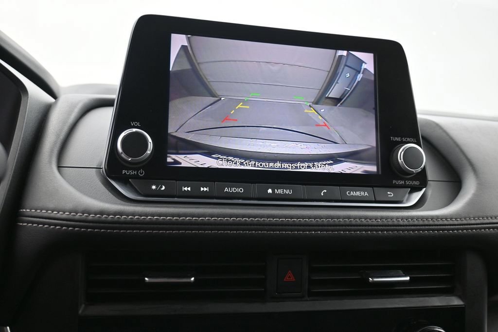 Used 2025 Nissan Rogue SV FWD image 7