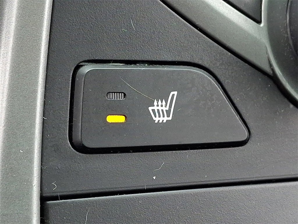 Used 2015 Hyundai Elantra Sport image 25