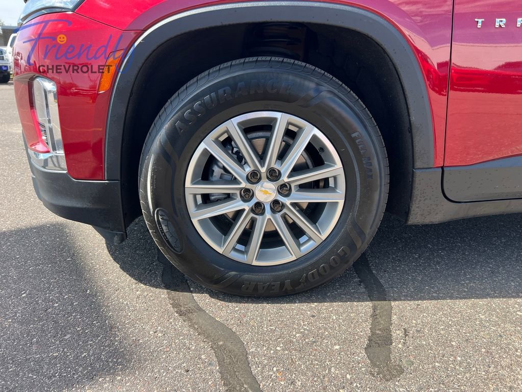Certified 2022 Chevrolet Traverse LT w/ LPO, Floor Liner Package AWD/4WD image 11
