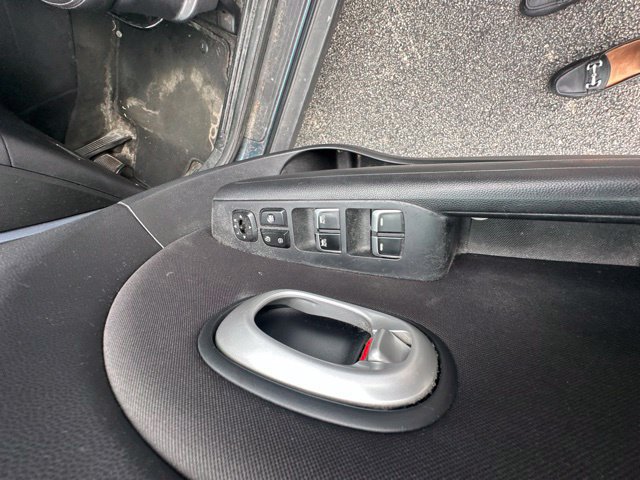 Used 2017 Kia Soul + FWD image 11
